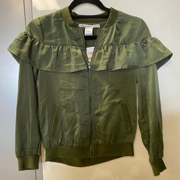 Ruffled Bomber Jacket NWT - Picture 2 of 2